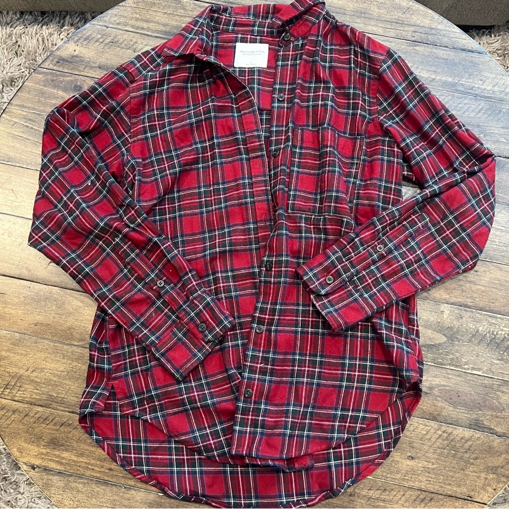 Abercrombie & Fitch Red and Black Plaid Shirt women’s
